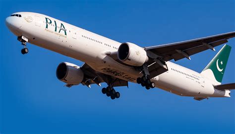 first class flights to pakistan
